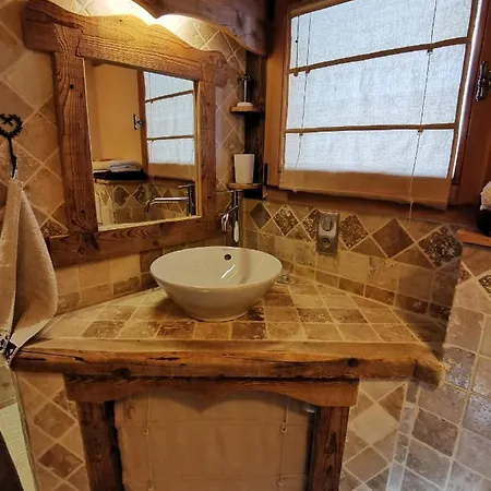 Petit Individuel De Caractère Megève